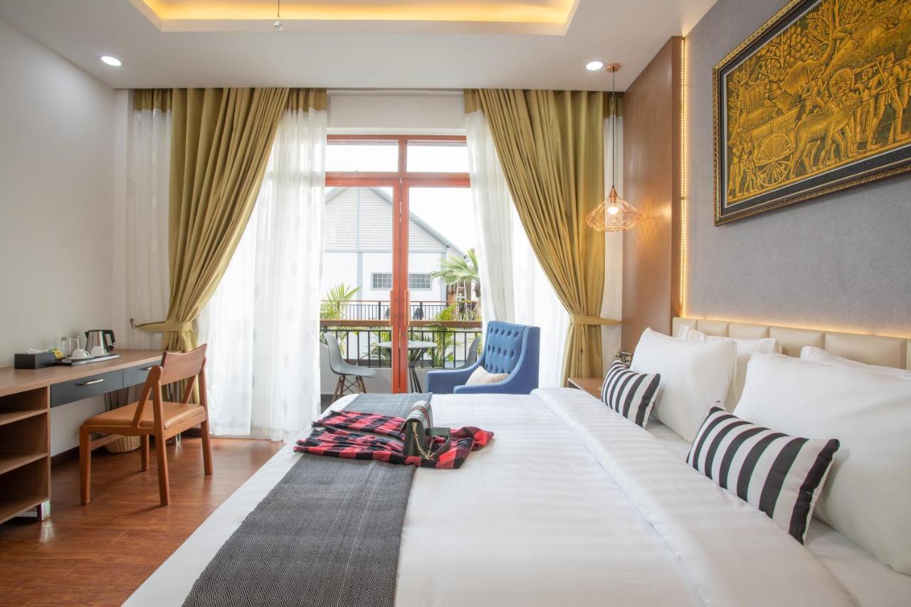 Cambana La Riviere Boutique Hotel Battambang Exterior photo